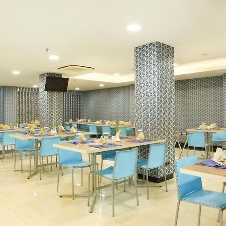 Horison Express Sentani Hotel Джаяпура Екстериор снимка