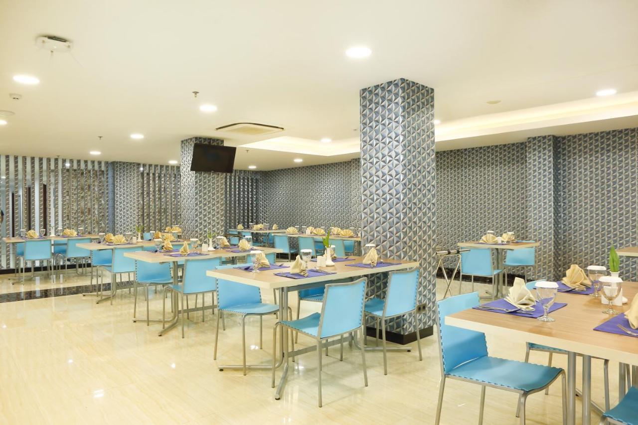 Horison Express Sentani Hotel Джаяпура Екстериор снимка