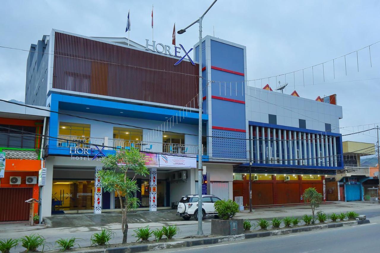 Horison Express Sentani Hotel Джаяпура Екстериор снимка