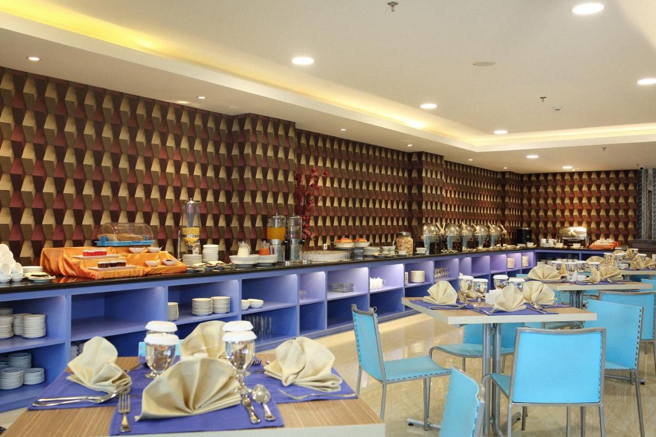 Horison Express Sentani Hotel Джаяпура Екстериор снимка