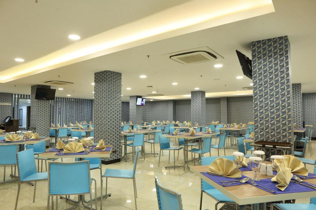 Horison Express Sentani Hotel Джаяпура Екстериор снимка