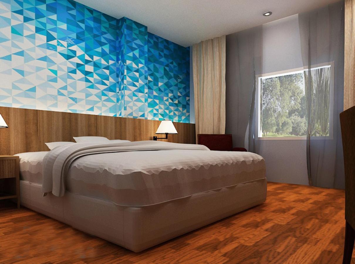 Horison Express Sentani Hotel Джаяпура Екстериор снимка