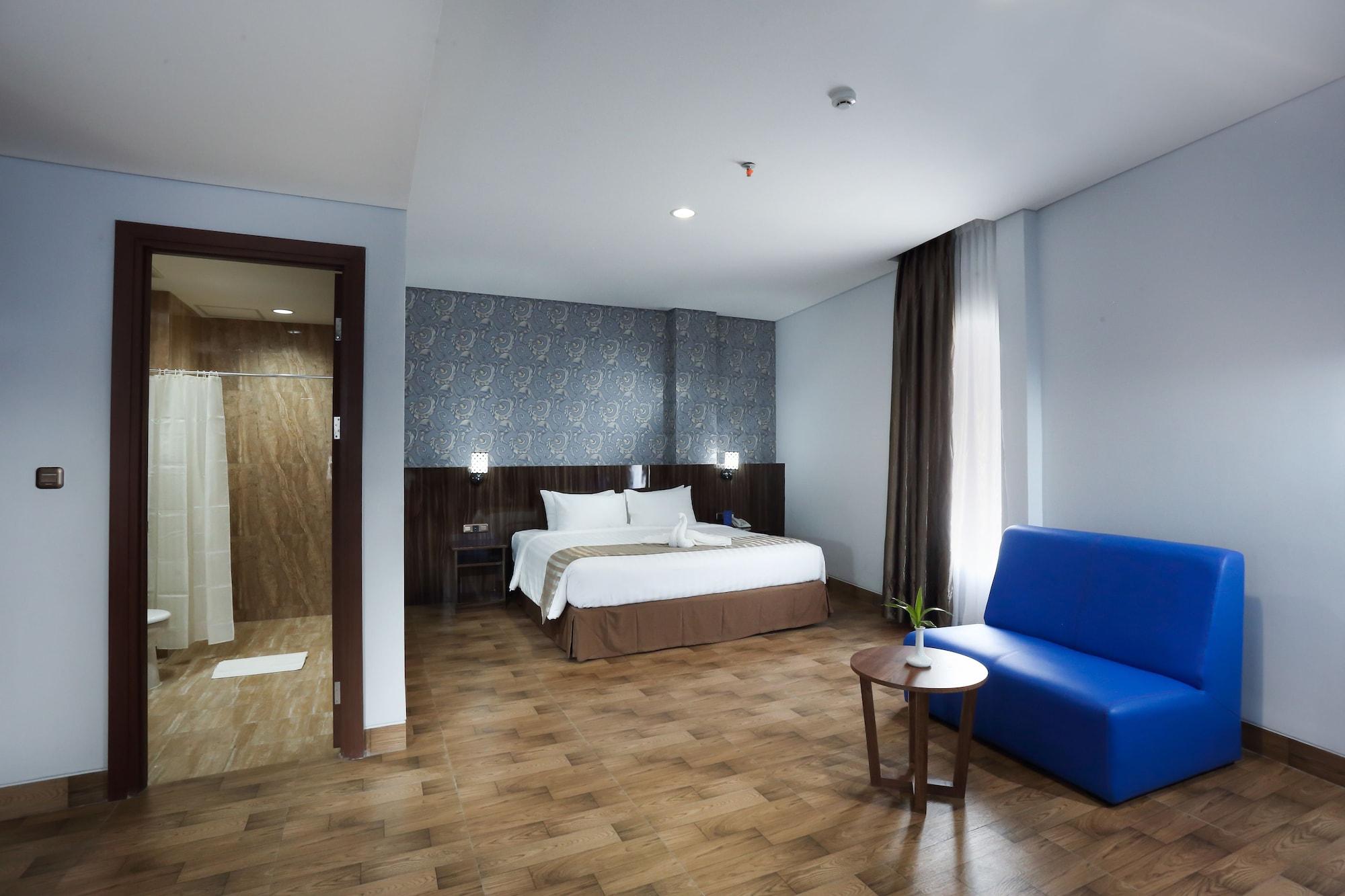 Horison Express Sentani Hotel Джаяпура Екстериор снимка